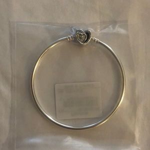 Brand new Pandora heart bracelet